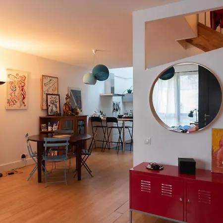 Charming Authentic With Garden Appartement Paris